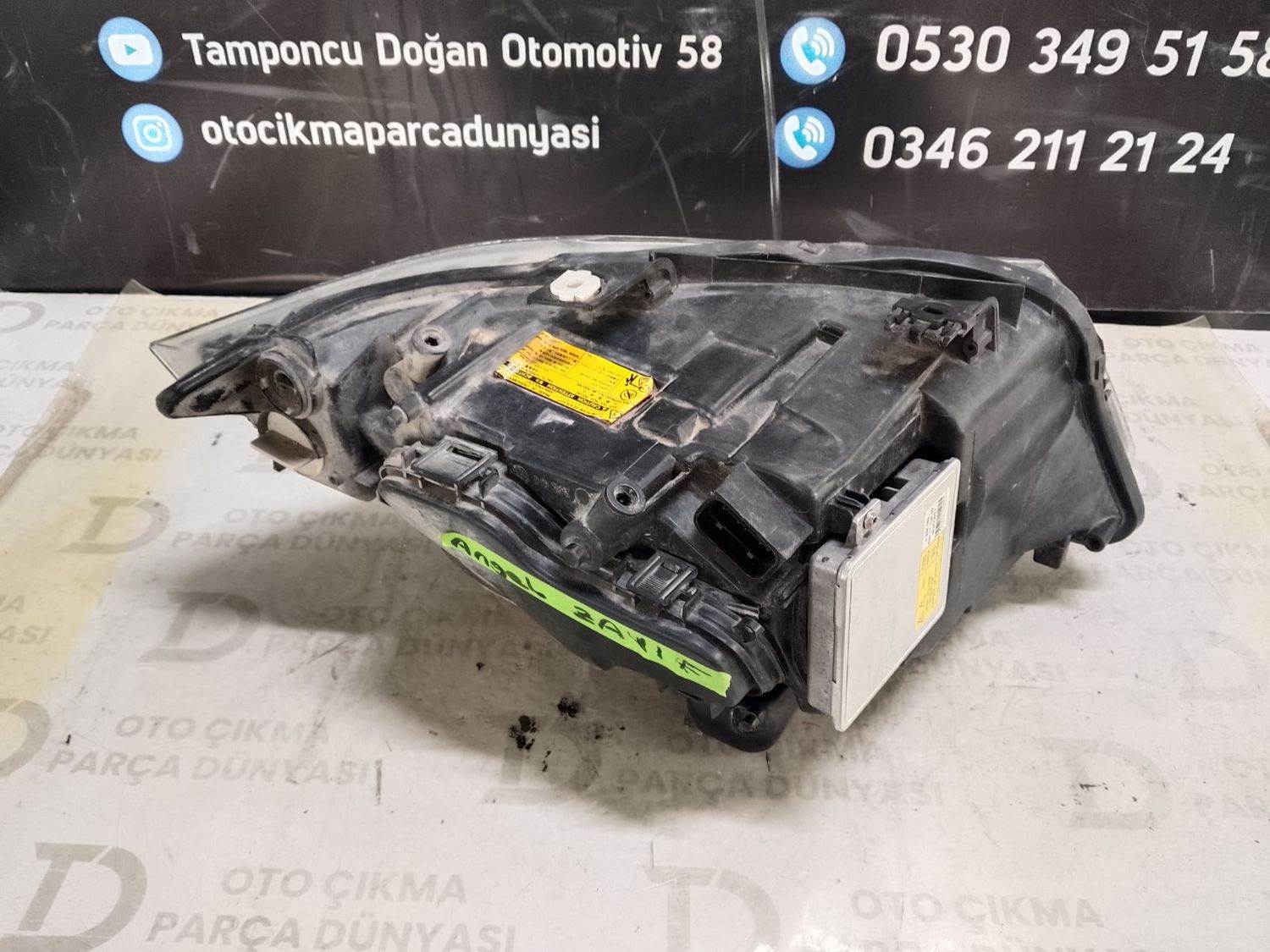 BMW E90 MERCEKL� ANGEL SOL FAR